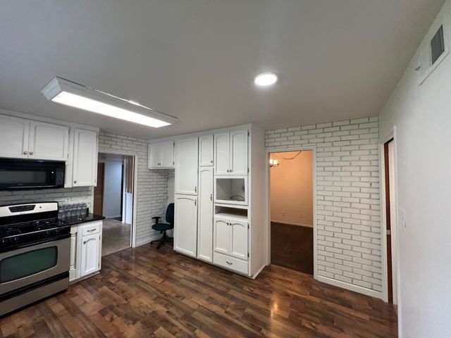 10621 Charbono Way, Rancho Cordova, CA 95670