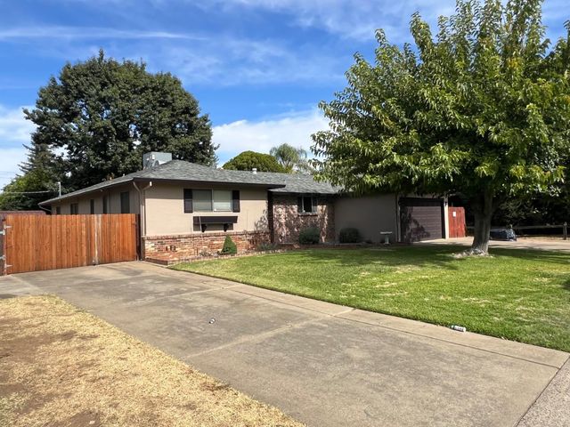 10621 Charbono Way, Rancho Cordova, CA 95670