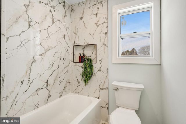 118 LAKE DEERBROOK DR, Little Egg Harbor Twp, NJ 08087