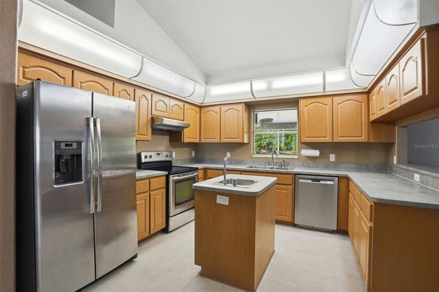 17469 MABERLY ROAD, Weeki Wachee, FL 34614