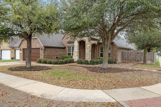 100 Rhinestone CV, Liberty Hill, TX 78642