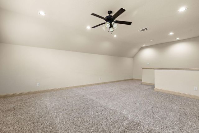 100 Rhinestone CV, Liberty Hill, TX 78642