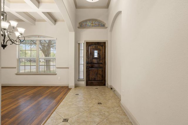 100 Rhinestone CV, Liberty Hill, TX 78642