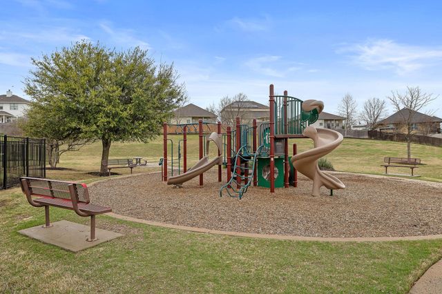 100 Rhinestone CV, Liberty Hill, TX 78642