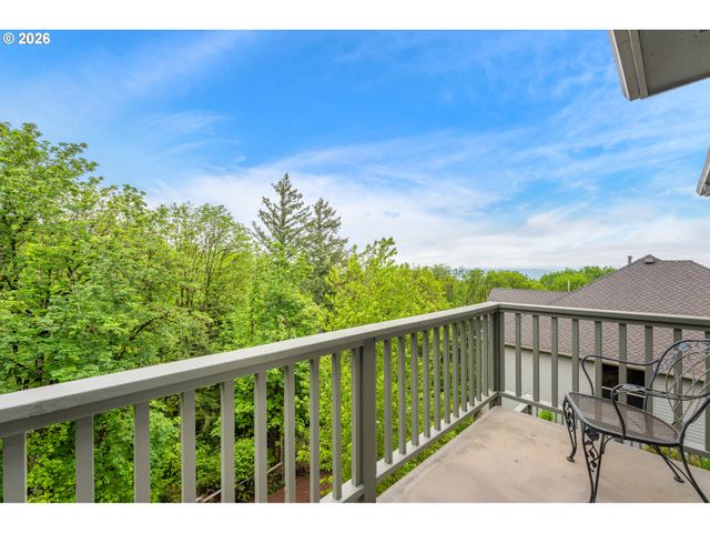 2760 Nw BIRKENDENE St, Portland, OR 97229