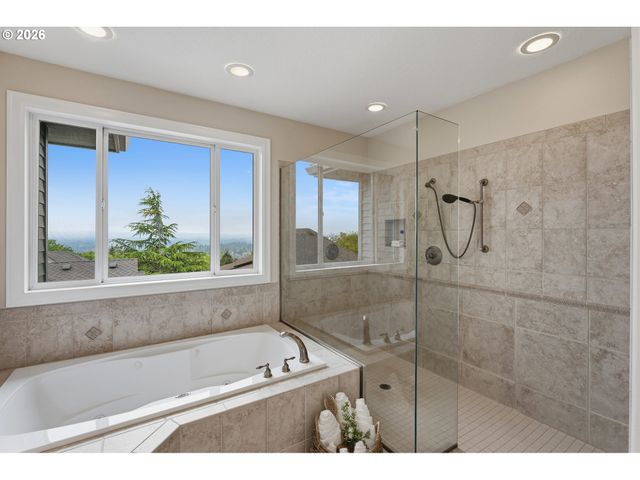2760 Nw BIRKENDENE St, Portland, OR 97229