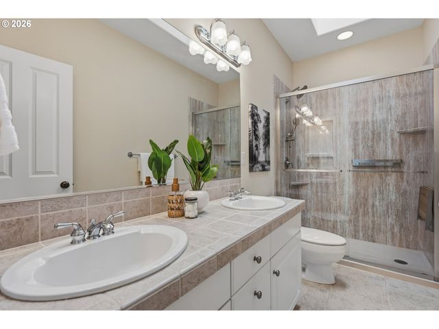 2760 Nw BIRKENDENE St, Portland, OR 97229