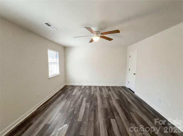 8524 Clear Meadow Lane, Charlotte, NC 28227