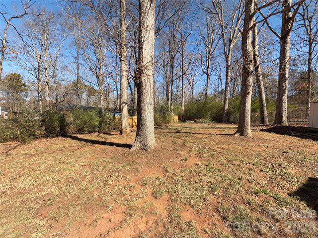 8524 Clear Meadow Lane, Charlotte, NC 28227