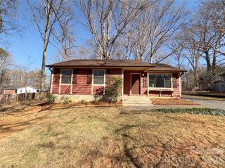 8524 Clear Meadow Lane, Charlotte, NC 28227