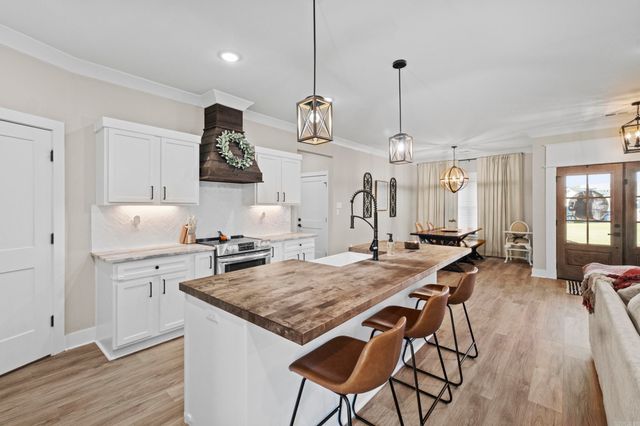 110 JB Ln, El Paso, AR 72045