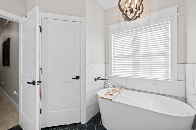 110 JB Ln, El Paso, AR 72045