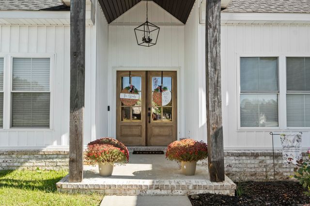 110 JB Ln, El Paso, AR 72045