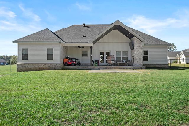 110 JB Ln, El Paso, AR 72045