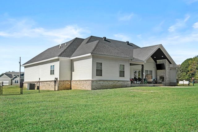 110 JB Ln, El Paso, AR 72045