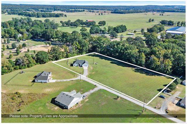 110 JB Ln, El Paso, AR 72045