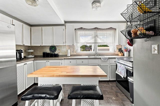 37 Adams Avenue, Rochester, NH 03867