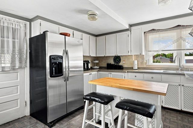 37 Adams Avenue, Rochester, NH 03867