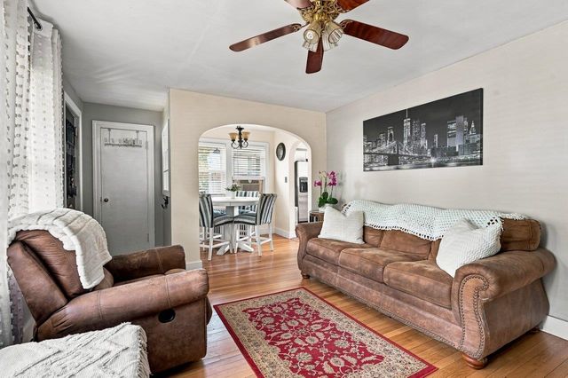 37 Adams Avenue, Rochester, NH 03867