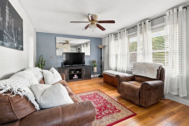 37 Adams Avenue, Rochester, NH 03867