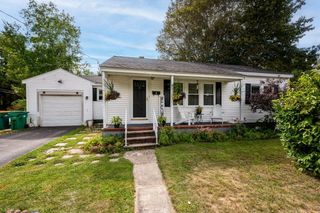 37 Adams Avenue, Rochester, NH 03867