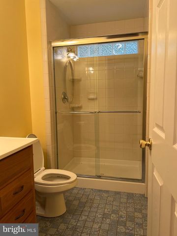 2022 MCNAMERA CT, Woodbridge, VA 22191