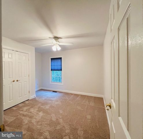 2022 MCNAMERA CT, Woodbridge, VA 22191