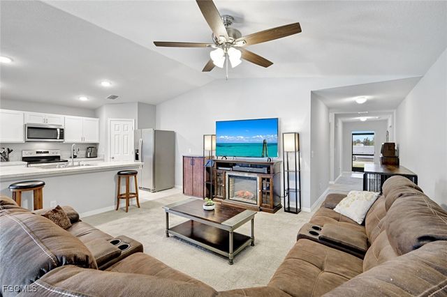 1119 NE 39th ST, Cape Coral, FL 33909