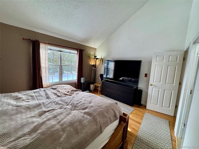 7 Juniper Lane, Pawling, NY 12564