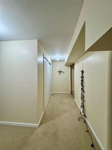 7 Juniper Lane, Pawling, NY 12564