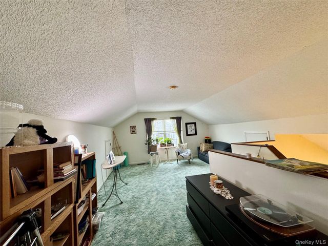 7 Juniper Lane, Pawling, NY 12564