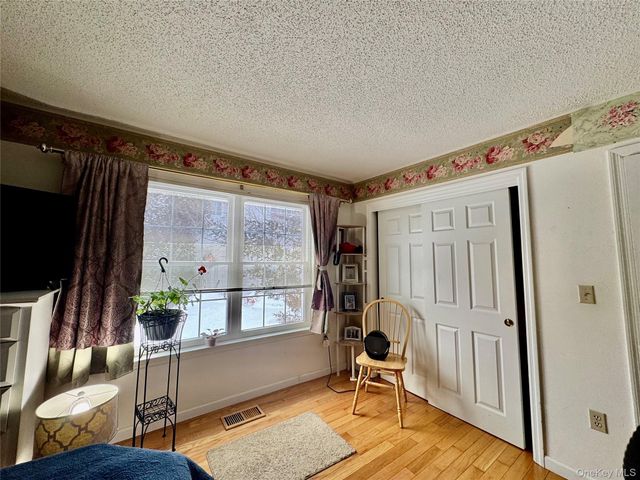 7 Juniper Lane, Pawling, NY 12564