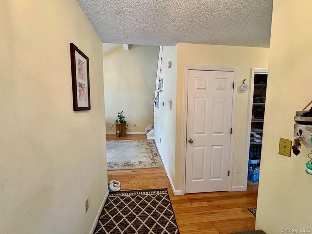 7 Juniper Lane, Pawling, NY 12564