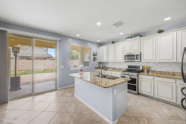 20872 W ELM Way, Buckeye, AZ 85396