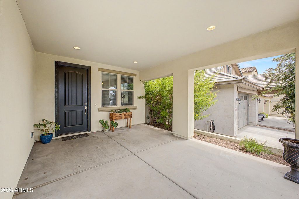 20872 W ELM Way, Buckeye, AZ 85396 — photo 5