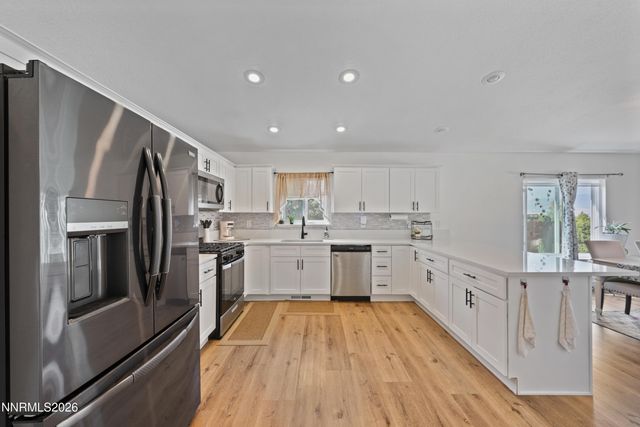 17321 Desert Lake Drive, Reno, NV 89508
