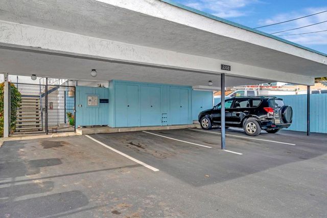 2108 3rd Avenue 1, San Diego, CA 92101