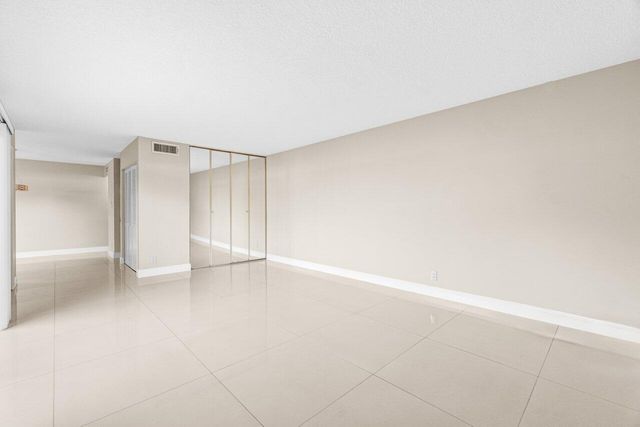 1825 San Juan Drive 16-C, Delray Beach, FL 33445