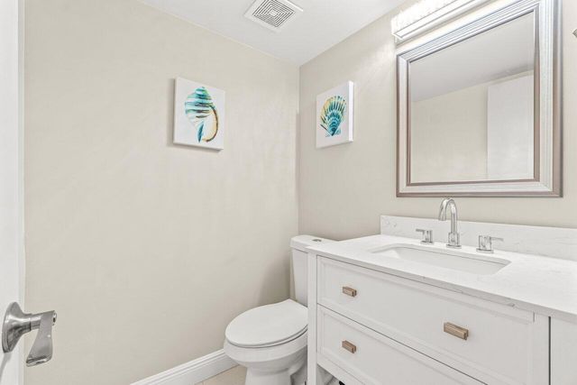 1825 San Juan Drive 16-C, Delray Beach, FL 33445