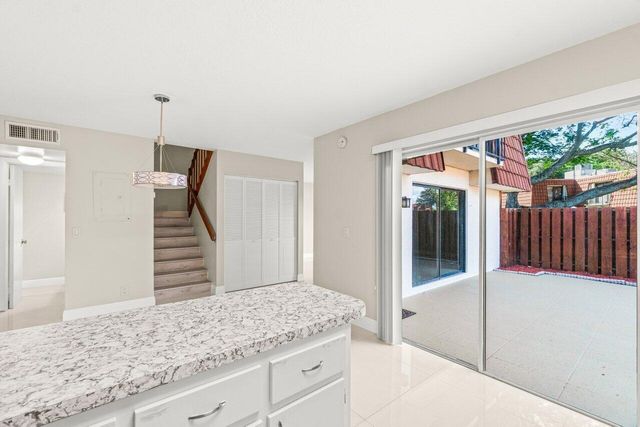 1825 San Juan Drive 16-C, Delray Beach, FL 33445