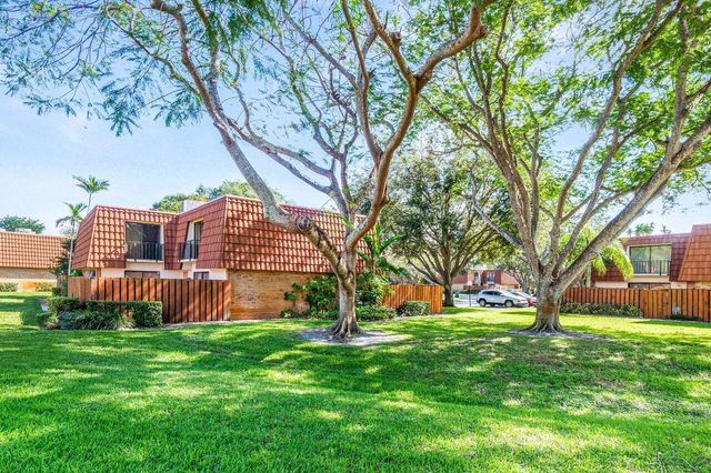 1825 San Juan Drive 16-C, Delray Beach, FL 33445