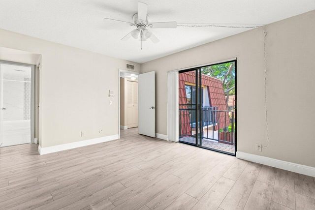 1825 San Juan Drive 16-C, Delray Beach, FL 33445