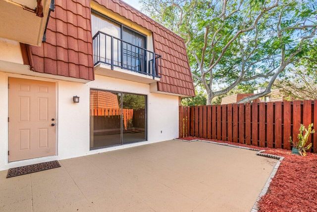 1825 San Juan Drive 16-C, Delray Beach, FL 33445