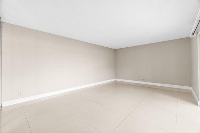 1825 San Juan Drive 16-C, Delray Beach, FL 33445