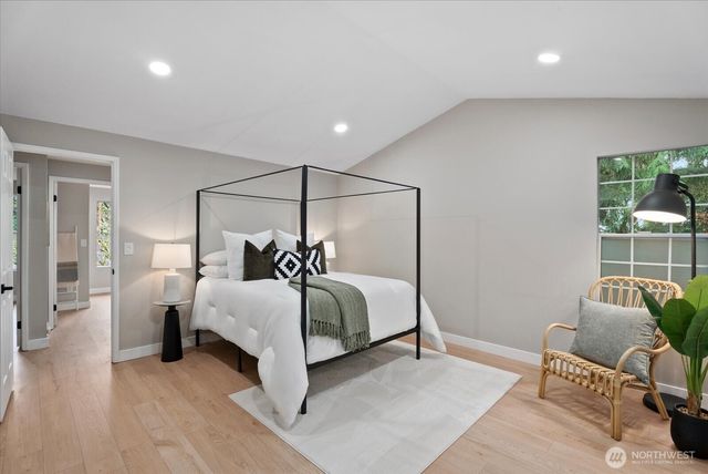 13514 NE 89th Court, Redmond, WA 98052