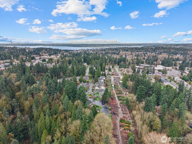 13514 NE 89th Court, Redmond, WA 98052