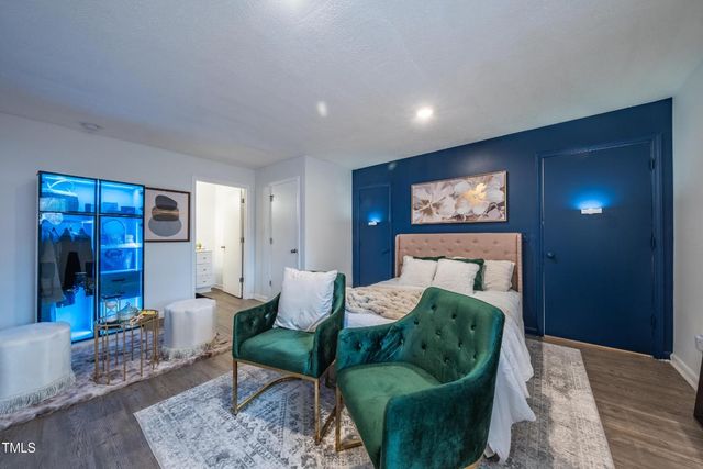 1025 Seabrook Road, Raleigh, NC 27610