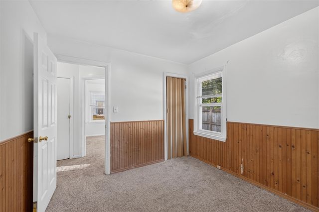 19364 Seminole, Redford, MI 48240