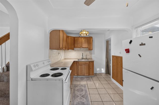 19364 Seminole, Redford, MI 48240