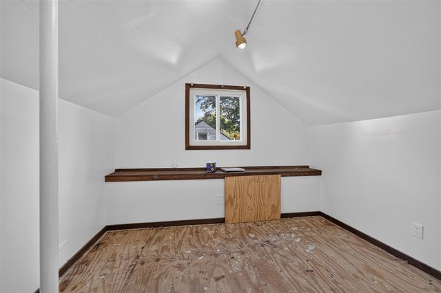 19364 Seminole, Redford, MI 48240